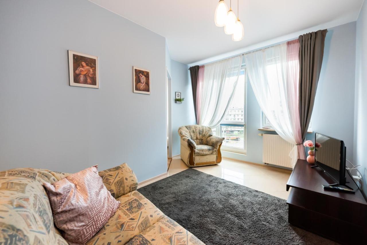 Wola Pleasure Place Apartment Varsó Kültér fotó