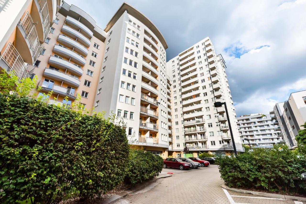 Wola Pleasure Place Apartment Varsó Kültér fotó