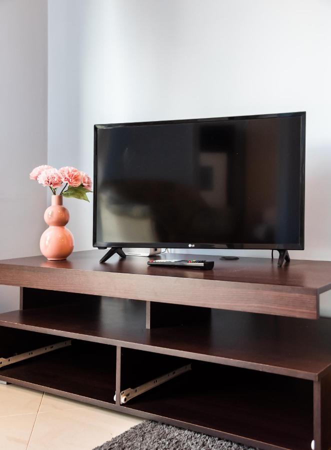 Wola Pleasure Place Apartment Varsó Kültér fotó
